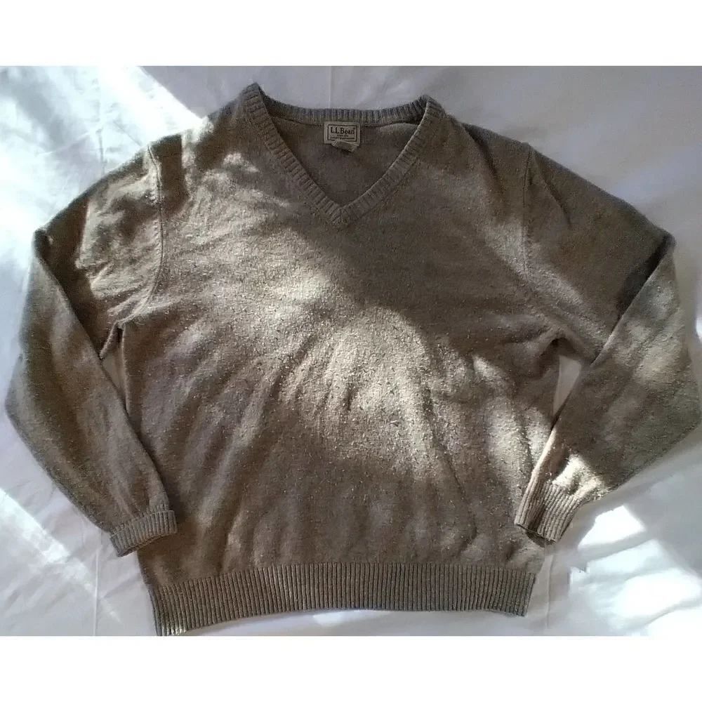 MENS LL BEAN LAMBS WOOL V NECK PULLOVER SWEATER BROWN TAN SIZE LARGE REGULAR